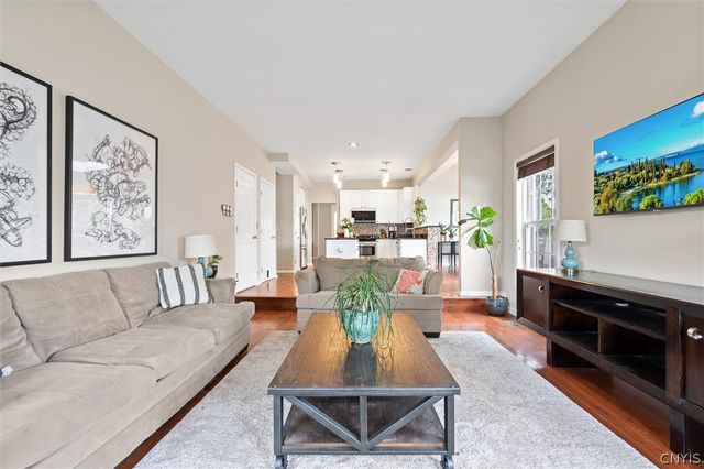 8605 Lydia Lane, Cicero, NY 13039