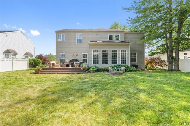 8605 Lydia Lane, Cicero, NY 13039