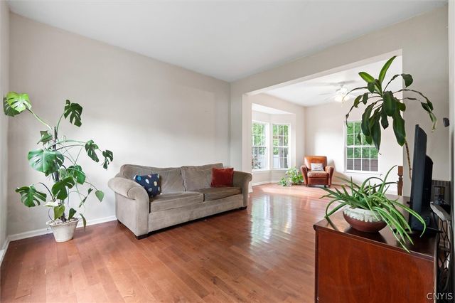 8605 Lydia Lane, Cicero, NY 13039