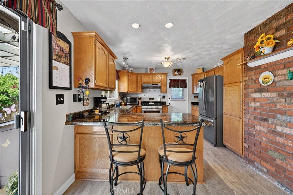 Image 18 of property listing at 331 Lido Street, Redlands, CA 92374