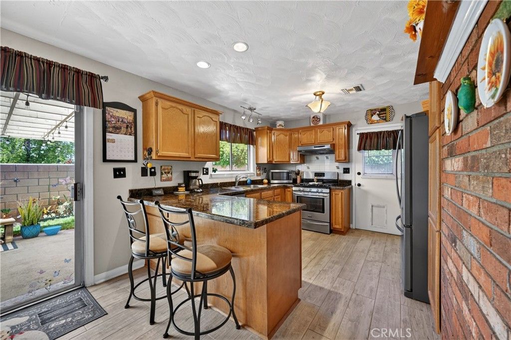 Image 20 of property listing at 331 Lido Street, Redlands, CA 92374