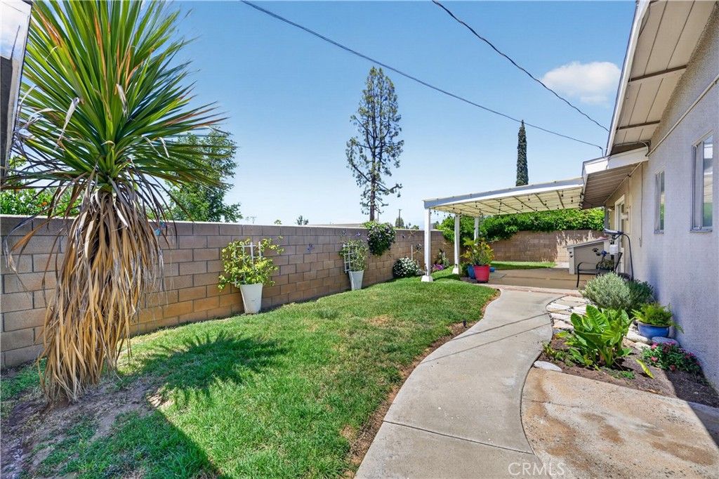 Image 31 of property listing at 331 Lido Street, Redlands, CA 92374