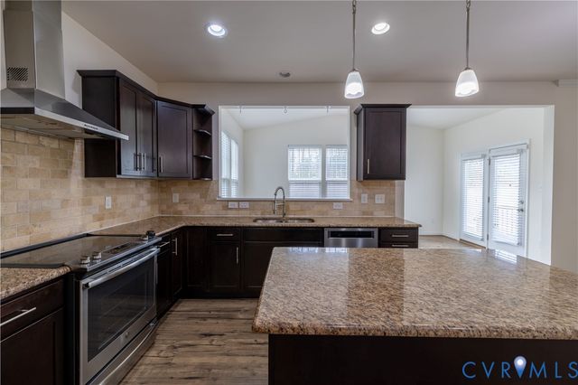 5054 Maben Hill Ln, Glen Allen, VA 23059