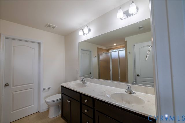 5054 Maben Hill Ln, Glen Allen, VA 23059