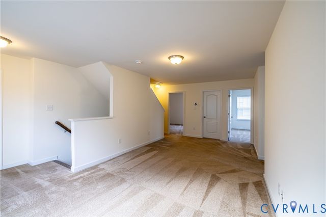 5054 Maben Hill Ln, Glen Allen, VA 23059