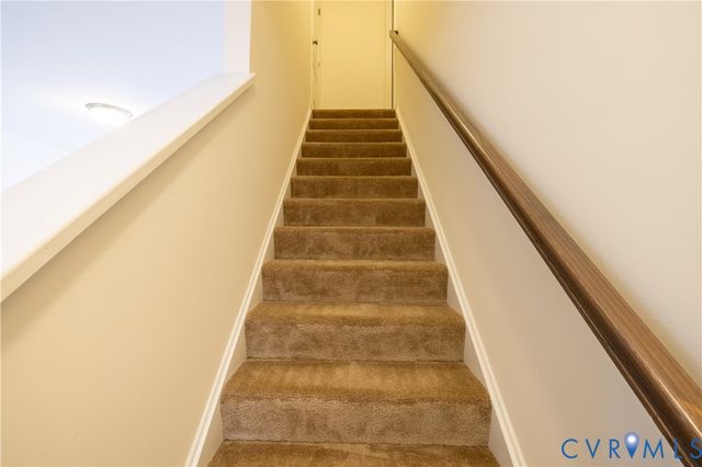 5054 Maben Hill Ln, Glen Allen, VA 23059