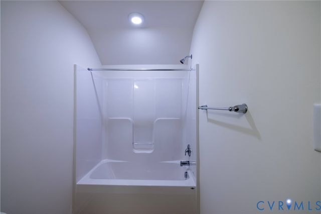 5054 Maben Hill Ln, Glen Allen, VA 23059