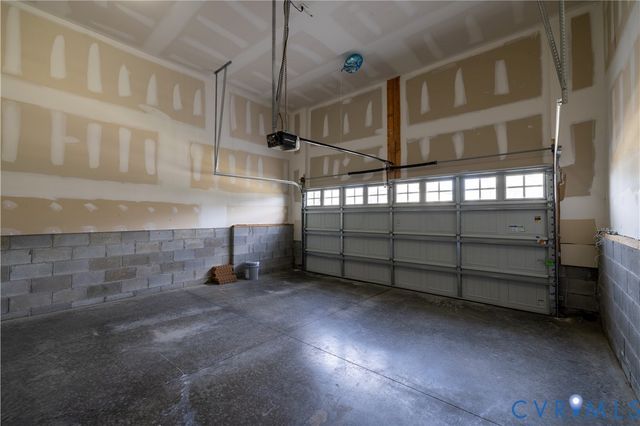 5054 Maben Hill Ln, Glen Allen, VA 23059