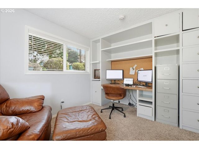 11010 Ne 8TH Ave, Vancouver, WA 98685