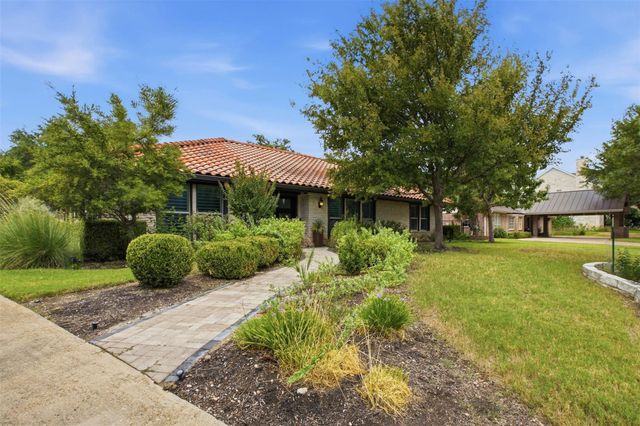 105 Tallstar DR, Lakeway, TX 78734