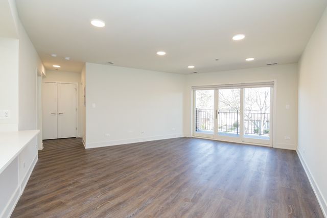 1212 Vine Place 2A, Park Ridge, IL 60068