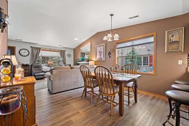 1624 Garden LANE, West Bend, WI 53095