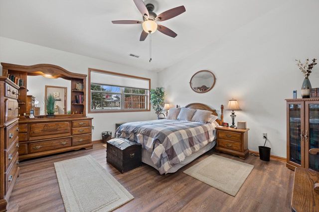 1624 Garden LANE, West Bend, WI 53095