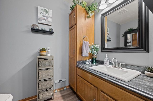 1624 Garden LANE, West Bend, WI 53095