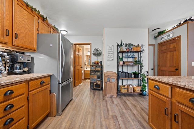 1624 Garden LANE, West Bend, WI 53095