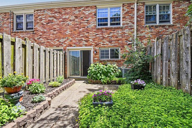 2529 Abbington Drive 91, Grand Rapids, MI 49506