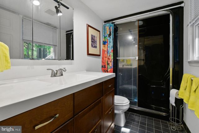 3 BOSTON DR, Berlin, MD 21811