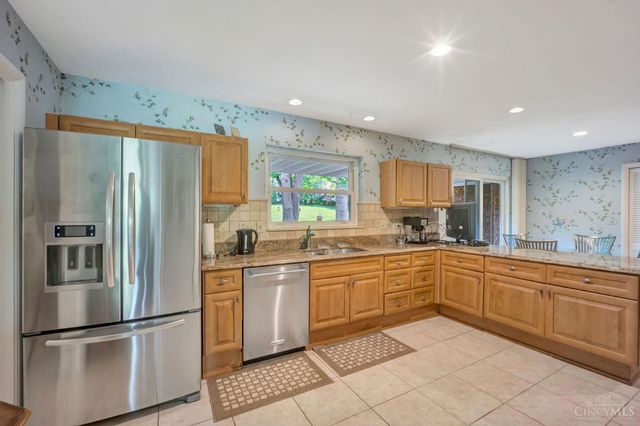 3345 Longmeadow Lane, Amberley, OH 45236