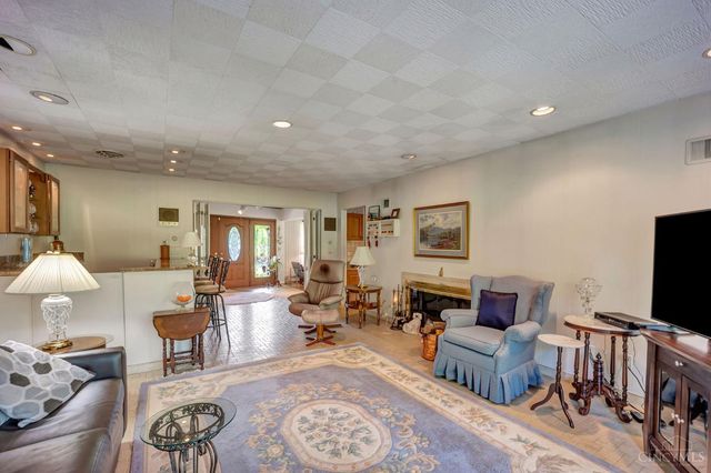 3345 Longmeadow Lane, Amberley, OH 45236