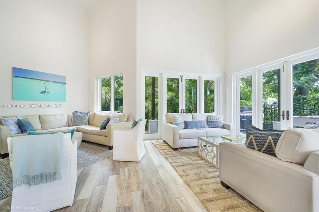 2449 S Bayshore Dr, Miami, FL 33133