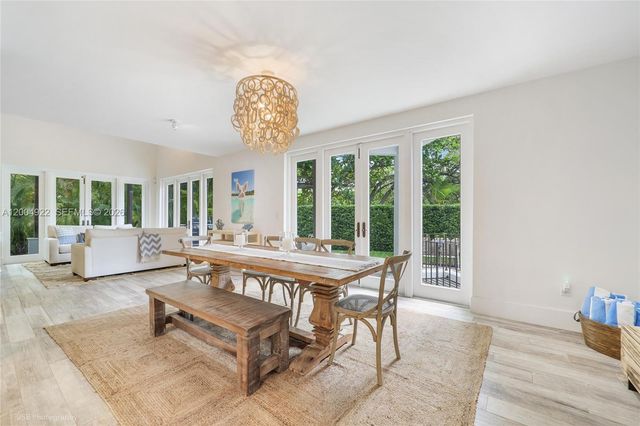 2449 S Bayshore Dr, Miami, FL 33133