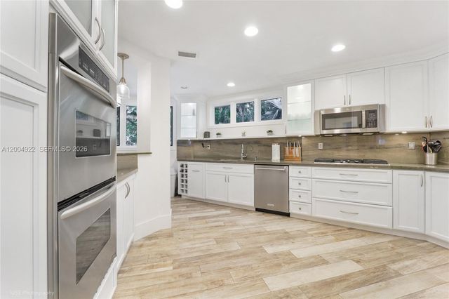 2449 S Bayshore Dr, Miami, FL 33133