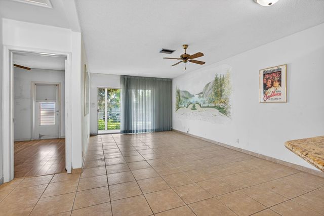 2131 NE 42nd Court 212e, Lighthouse Point, FL 33064