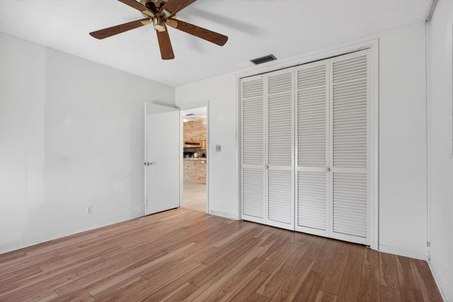 2131 NE 42nd Court 212e, Lighthouse Point, FL 33064