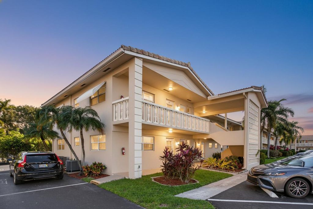 2131 NE 42nd Court 212e, Lighthouse Point, FL 33064