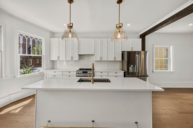 563 Rutledge Avenue, Charleston, SC 29403