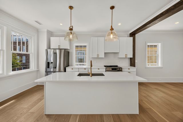 563 Rutledge Avenue, Charleston, SC 29403