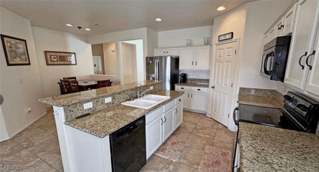 4780 Lorenzo Way, Pahrump, NV 89061