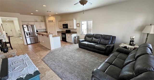 4780 Lorenzo Way, Pahrump, NV 89061