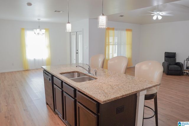 4678 BROOKSHIRE LANE, Bessemer, AL 35022