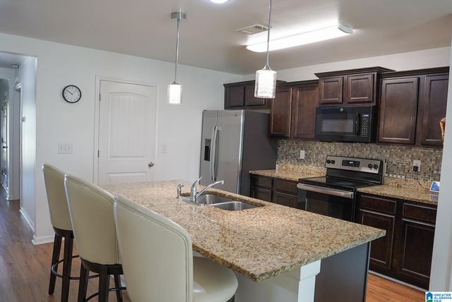 4678 BROOKSHIRE LANE, Bessemer, AL 35022
