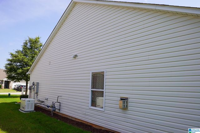 4678 BROOKSHIRE LANE, Bessemer, AL 35022