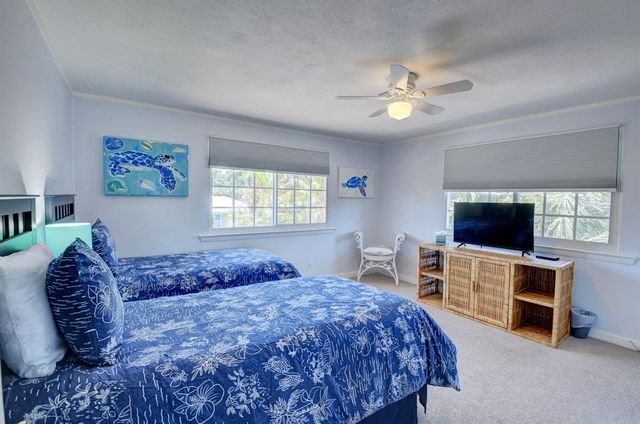521 NW 14th Street, Delray Beach, FL 33444