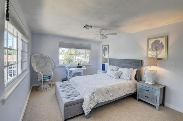 521 NW 14th Street, Delray Beach, FL 33444