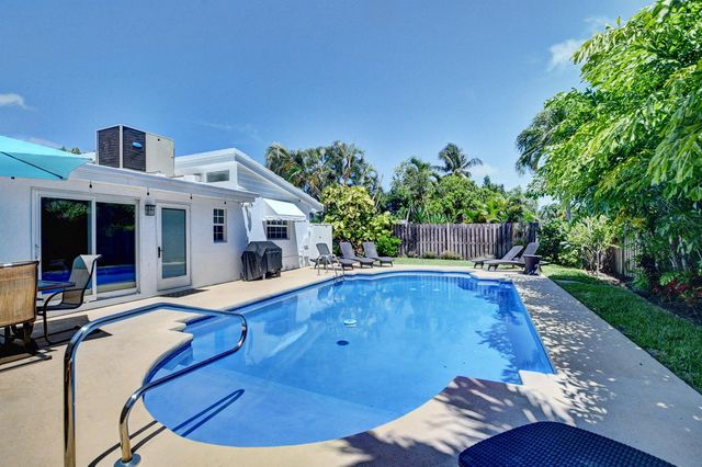 521 NW 14th Street, Delray Beach, FL 33444