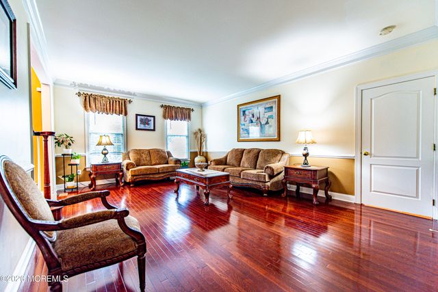 1 Paca Place, Marlboro, NJ 07746