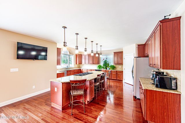 1 Paca Place, Marlboro, NJ 07746