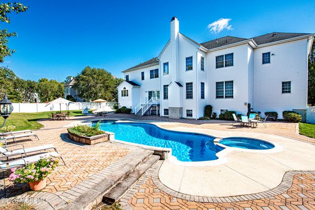 1 Paca Place, Marlboro, NJ 07746