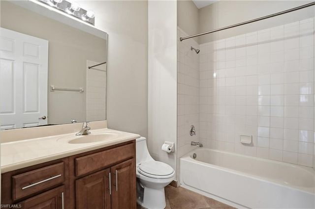 6525 Monterey PT 101, Naples, FL 34105