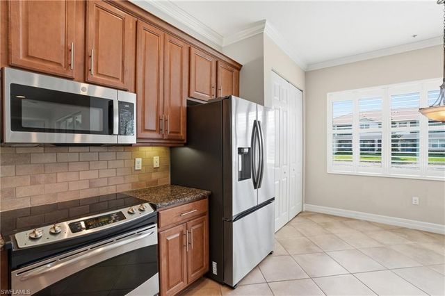 6525 Monterey PT 101, Naples, FL 34105