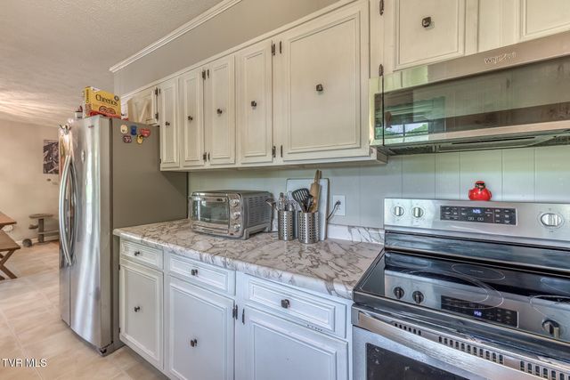 560 Big Ridge Road, Kingsport, TN 37660