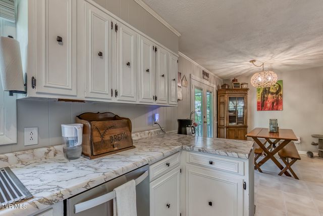 560 Big Ridge Road, Kingsport, TN 37660