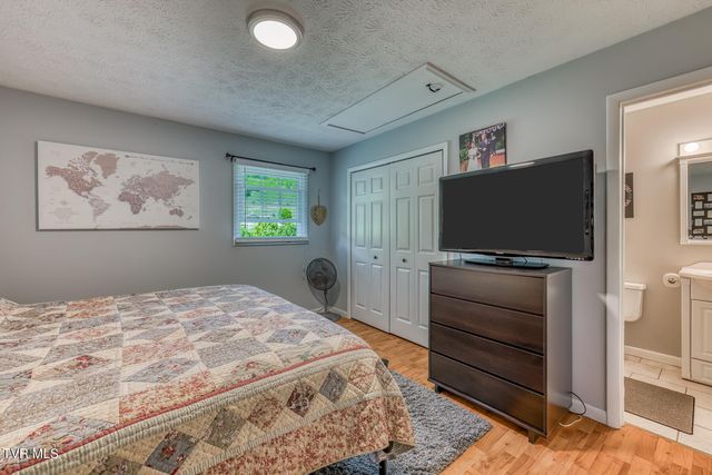 560 Big Ridge Road, Kingsport, TN 37660