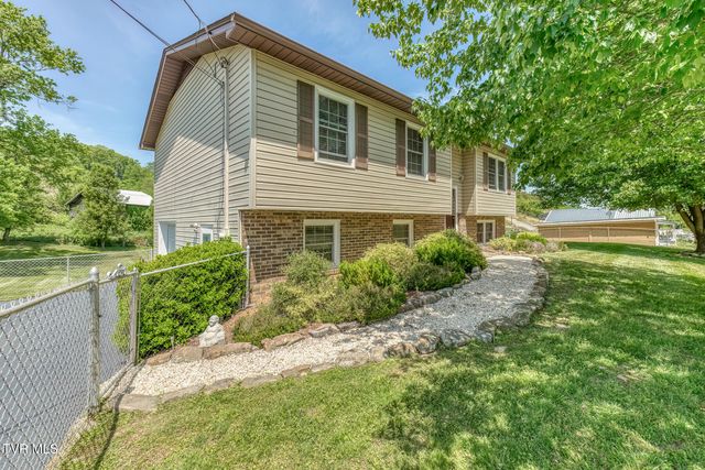 560 Big Ridge Road, Kingsport, TN 37660