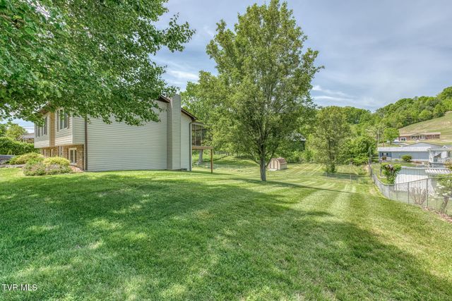 560 Big Ridge Road, Kingsport, TN 37660