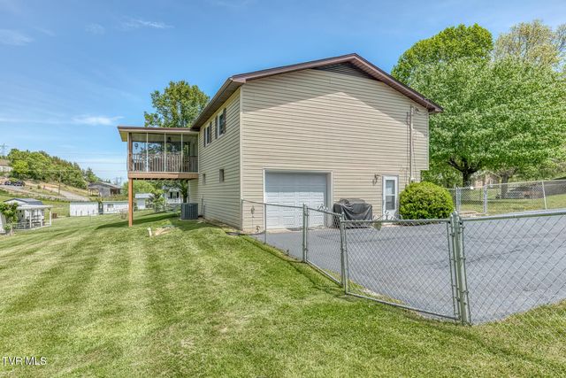 560 Big Ridge Road, Kingsport, TN 37660